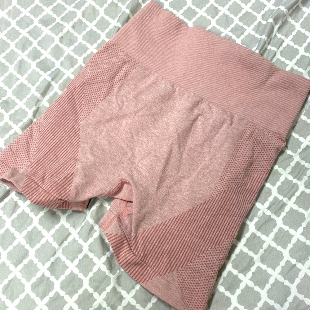 Athletic apparel 
Women’s size small 
Gym shorts